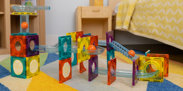 Cum să alegi un set de construcții magnetice?